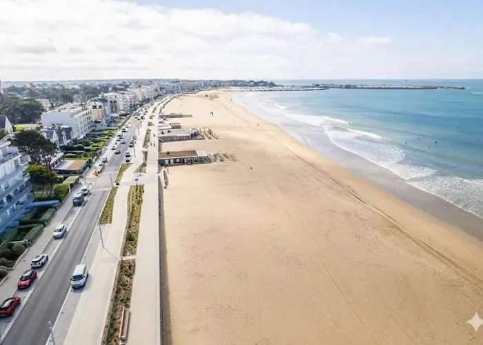 Apartment Le Tilleul By Tah - 100m Gare De Les Pins *